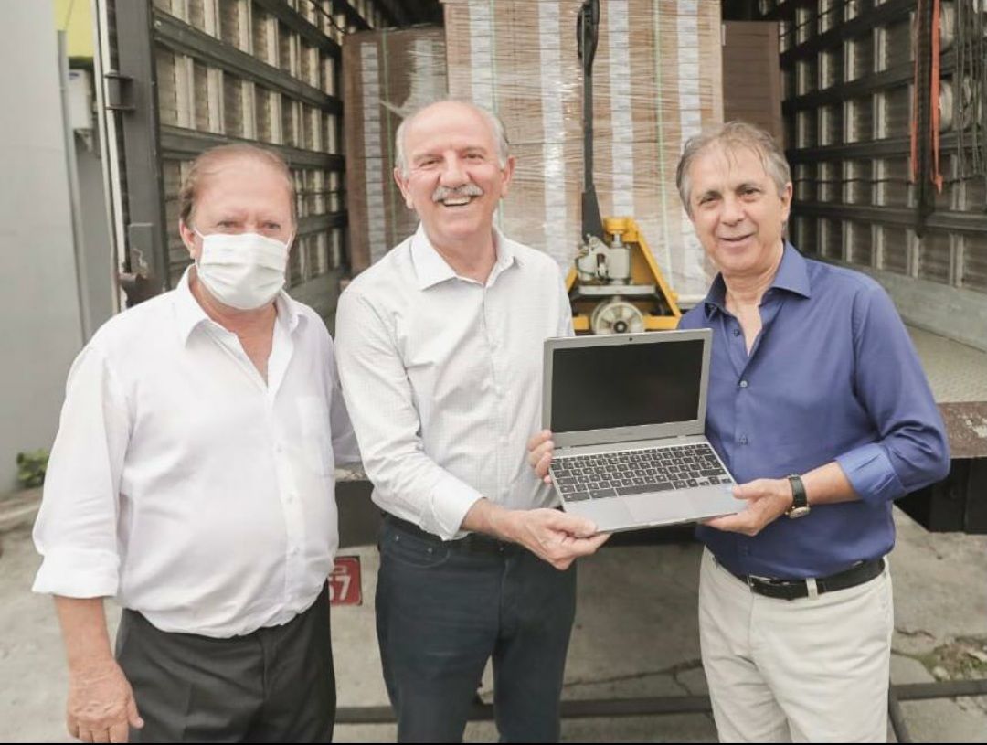 Barueri investe R$ 8,5 milhões na aquisição de 4.440 chromebooks para rede municipal de ensino