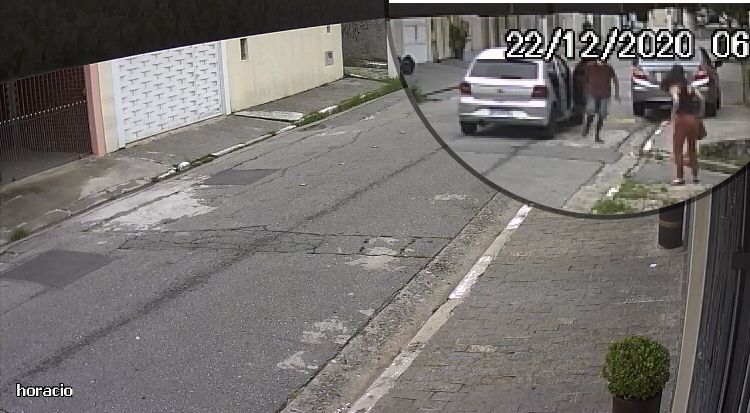 Criminosos em carro tentam roubar pedestre no Jardim das Flores, em Osasco