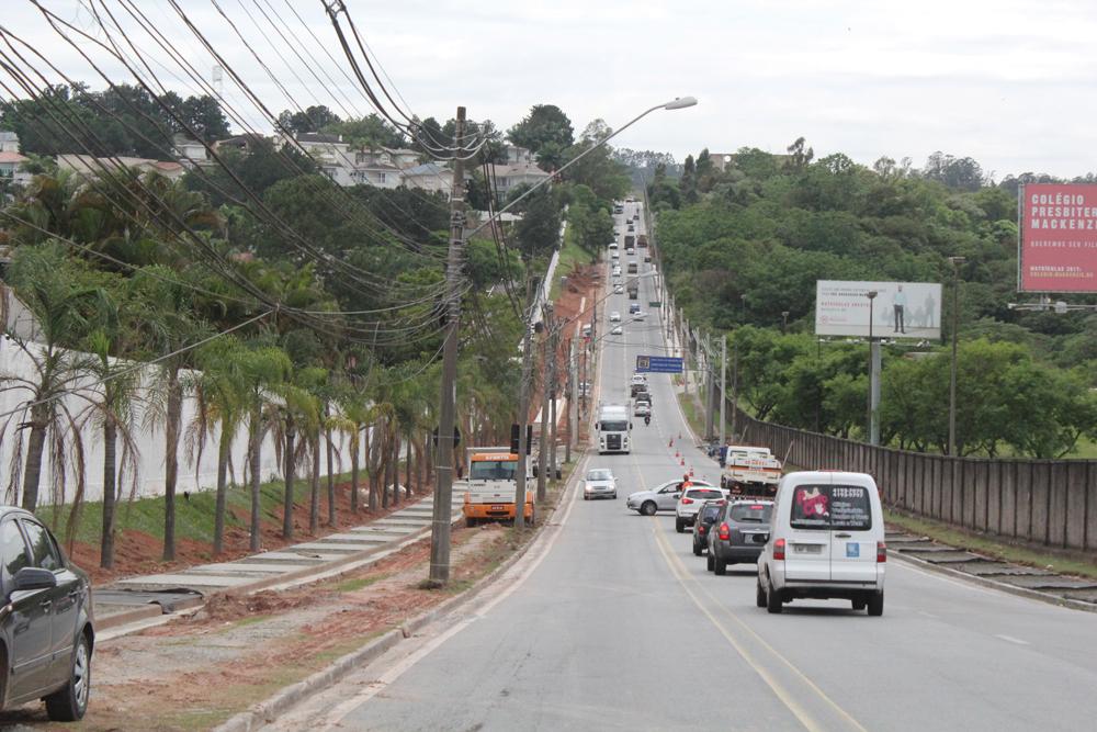 Entrega da ampliação da Avenida Paiol Velho em Alphaville fica para o 1º semestre de 2018