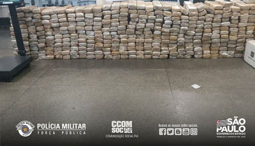 ​Polícia Militar apreende mais de 300 kg de drogas em Carapicuíba