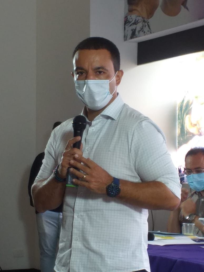 Prefeito de Osasco promove encontro com a imprensa