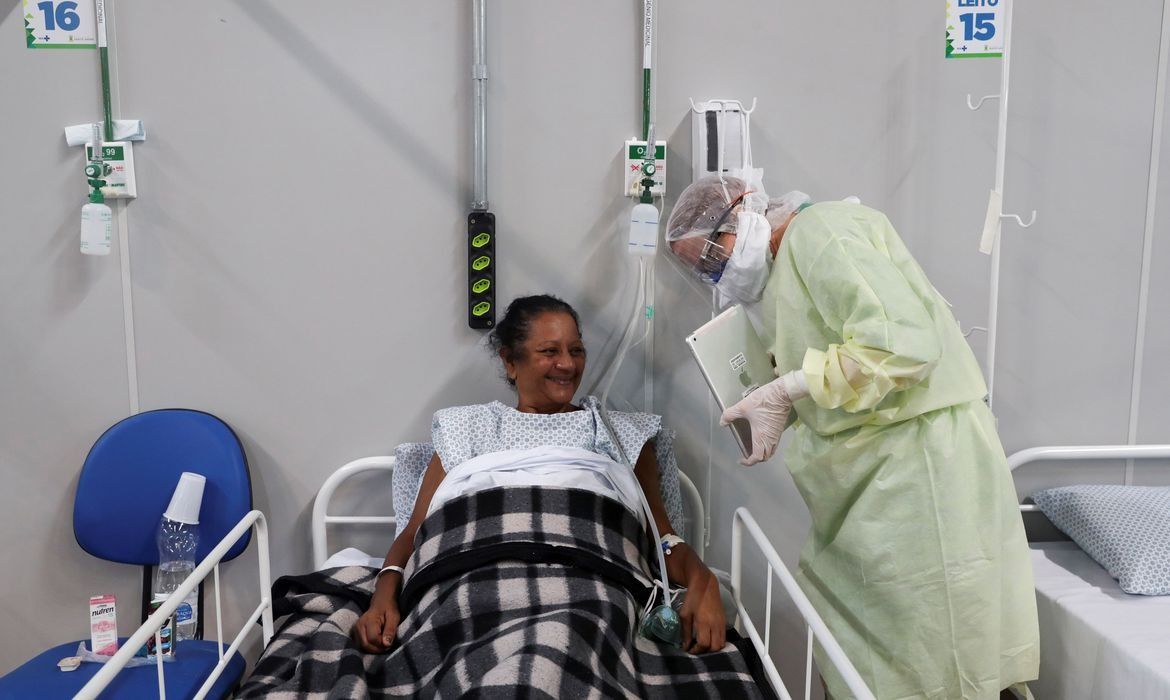 Coronavírus: Brasil tem 23.473 óbitos