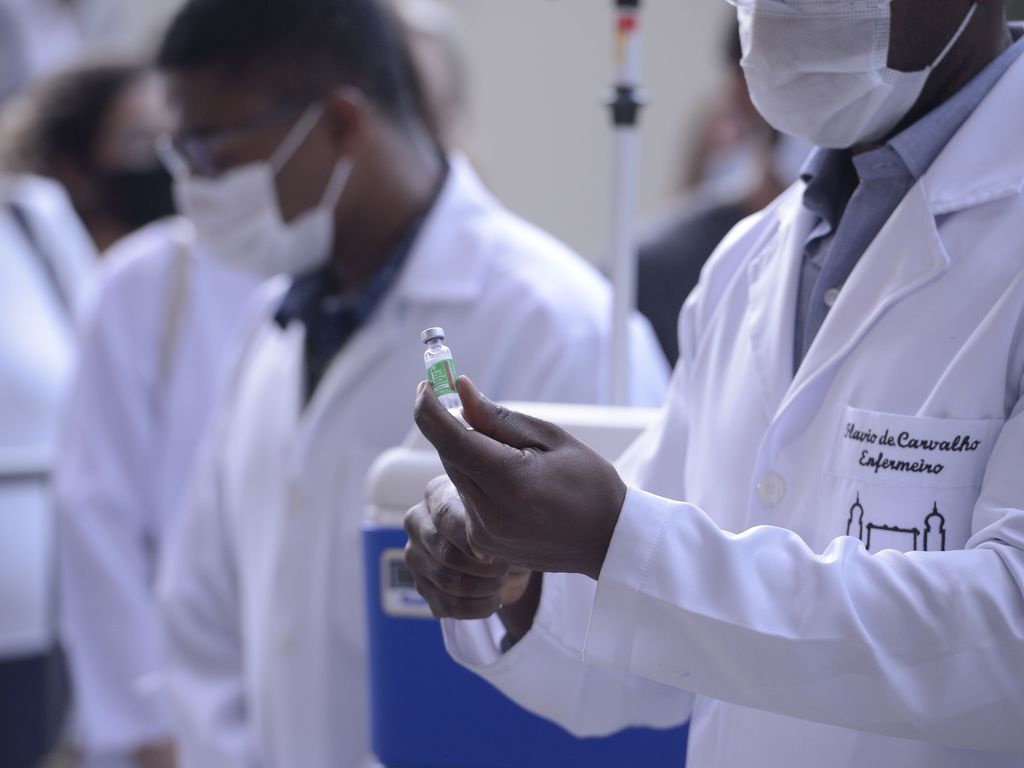 No combate ao coronavírus, Carapicuíba recebe 2.440 doses da vacina de Oxford/Astrazeneca