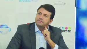 Elvis Cezar, prefeito de Santana de Parnaíba