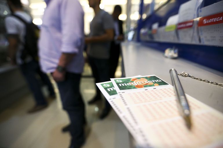 Acumulada: Mega-Sena sorteia R$ 83 milhões neste sábado (23)