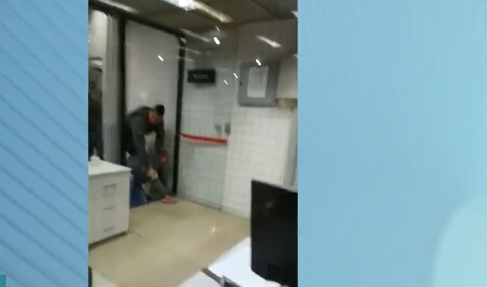 Passageiros e seguranças da ViaMobilidade entram em confronto na estação Barueri
