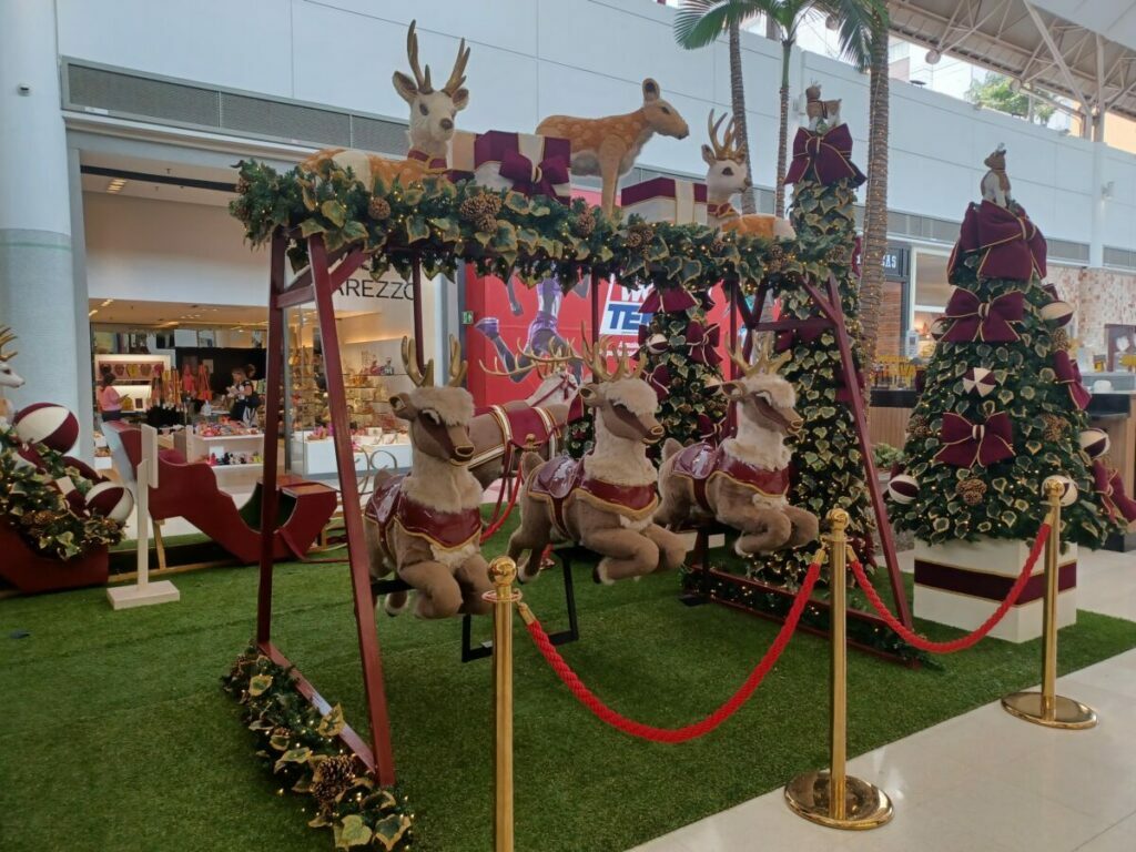 Com presença do Papai Noel, shopping Tamboré inaugura decoração natalina neste sábado (12)