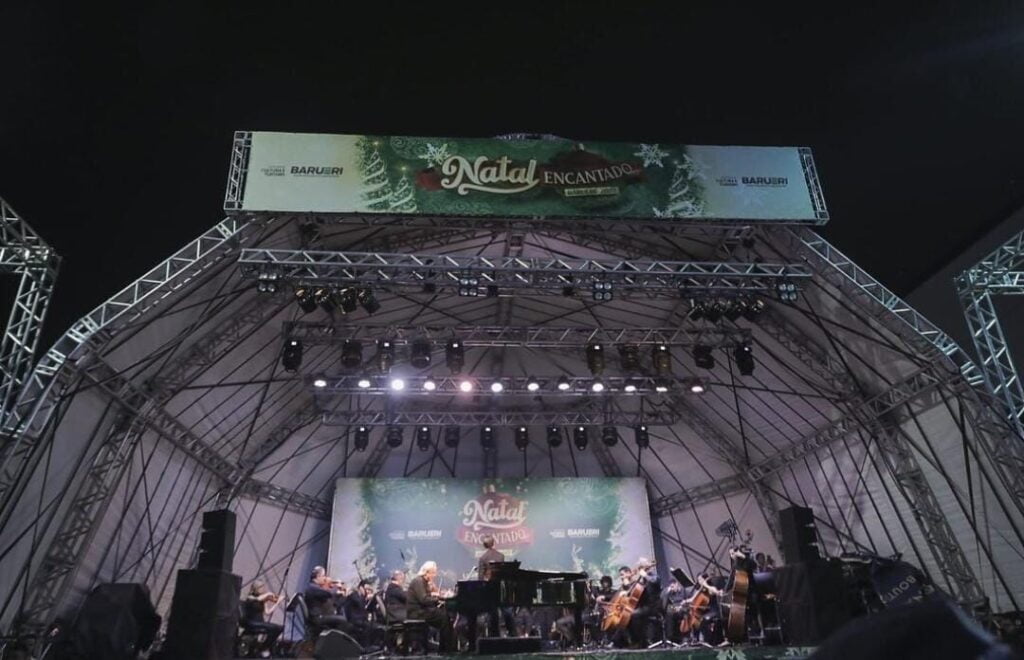 Com apresentação do maestro João Carlos Martins, Barueri inaugura Natal Encantado