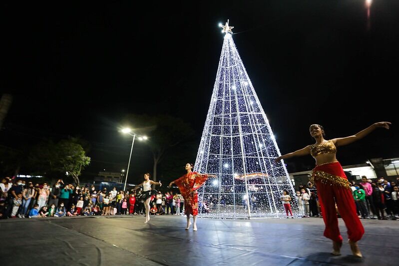 O clima de Natal invadiu Barueri, Osasco, Santana de Parnaíba e região