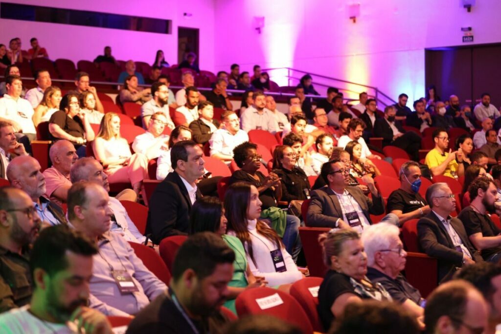 Osasco: com robô chinês CyberDog, OZ Valley reúne startups e anuncia inauguração do Polo Tecnológico
