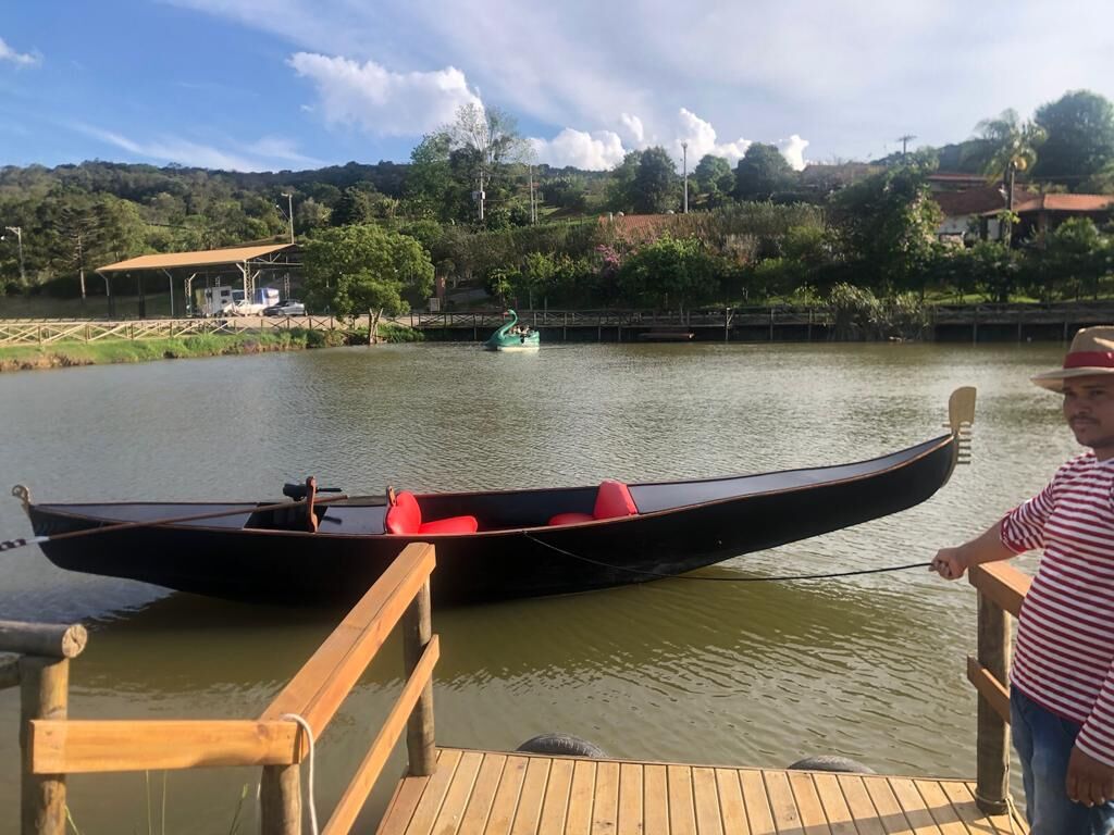 São Roque: passeio de gôndola é a nova atração da Rota do Vinho