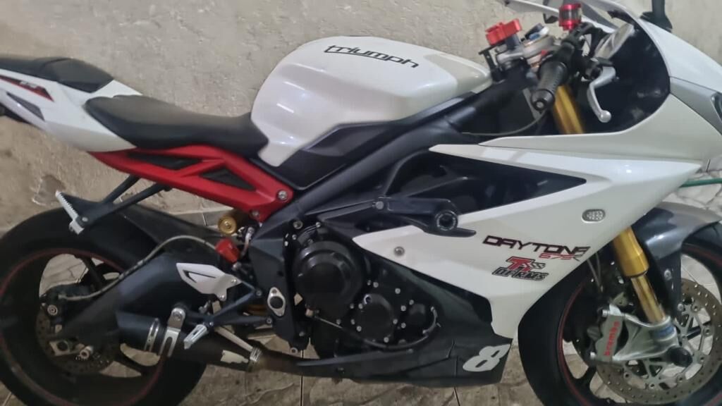 Agentes do Deic prendem quatro homens e localizam desmanches ilegais em Carapicuíba e Osasco