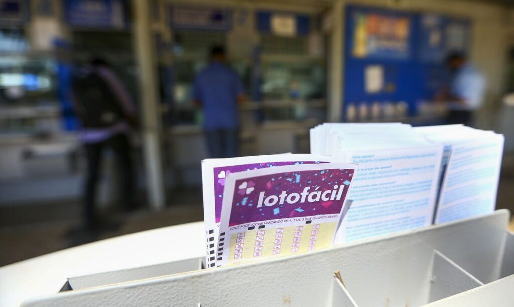 Ainda dá tempo! Lotofácil sorteia R$ 200 milhões nesta segunda (9)