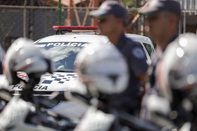 Em Osasco, PM apreende adolescente traficando drogas próximo à escola no Aliança