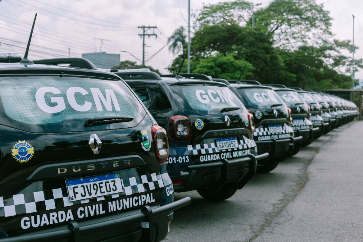 GCMs de Cotia e Osasco prendem foragidos da Justiça