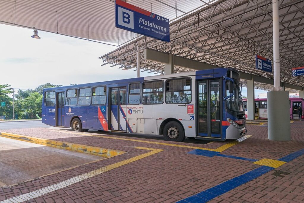 Linhas de ônibus que passam por Osasco, Alphaville, Barueri, Cotia e região sofrem alterações