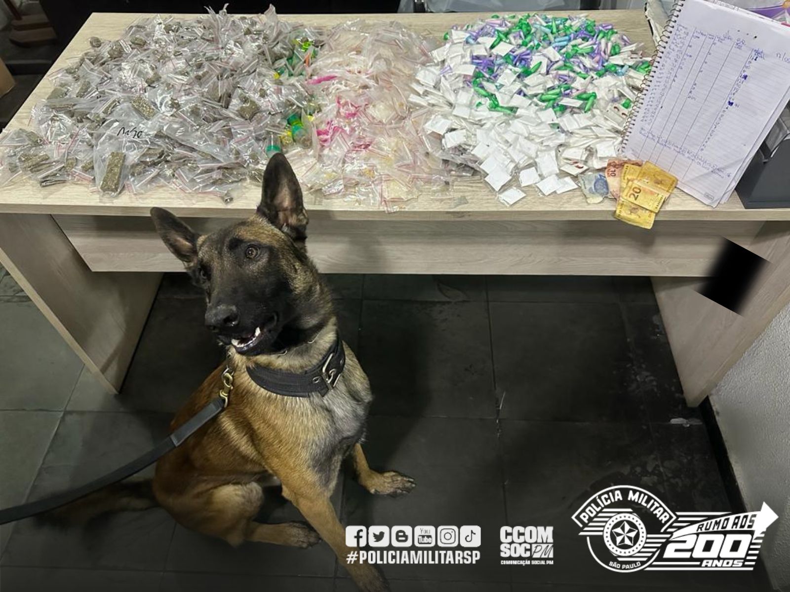 PM prende fugitivo e aprende diversas porções de drogas em comunidade giro-sa-1