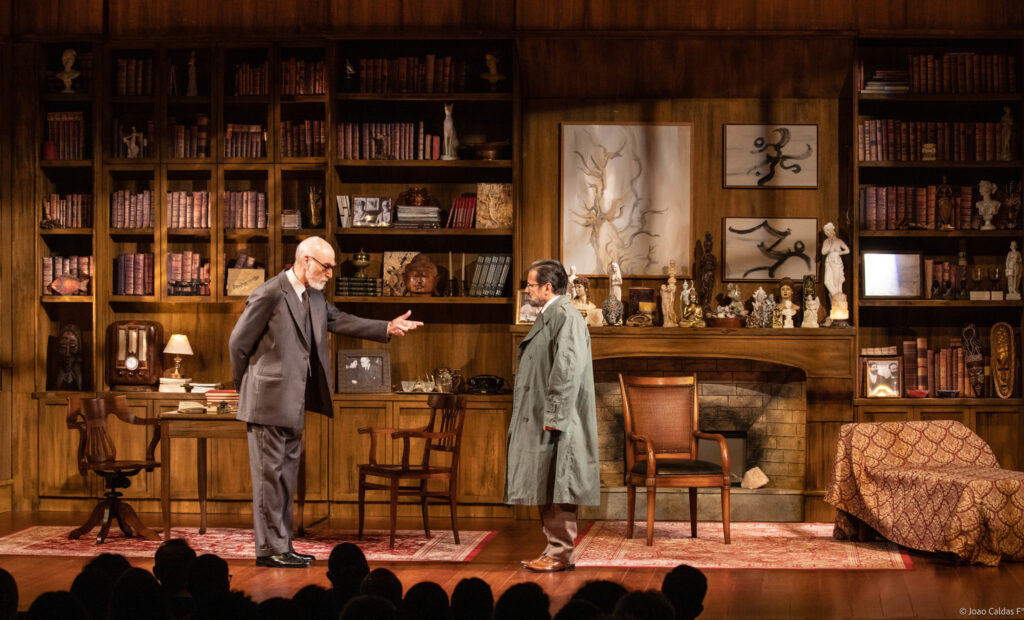 Barueri: estrelada por Odilon Wagner, peça sobre Sigmund Freud estreia em junho