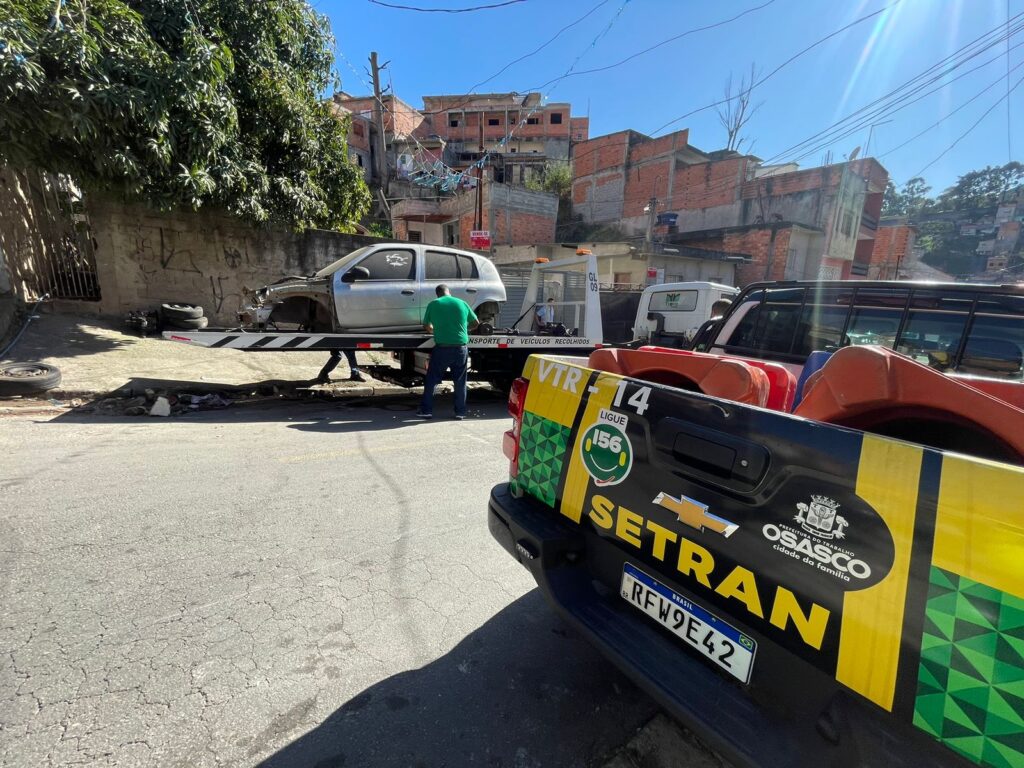 Entre janeiro e maio, Barueri e outras cinco cidades recolheram 265 veículos das vias