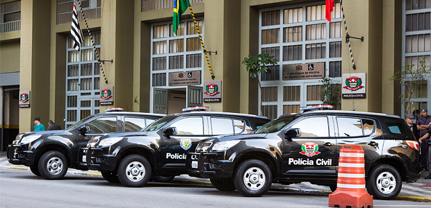 Em Cotia, Polícia Civil descobre plantação clandestina de maconha hidropônica