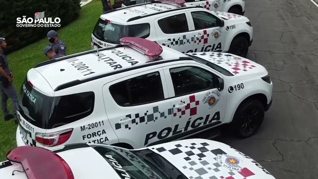 Vítima foi resgatada pela PM (Divulgação/Governo do Estado de SP)