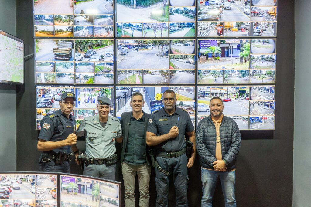 Segurança: Prefeito Guto Issa entrega Central de Controle Operacional em São Roque