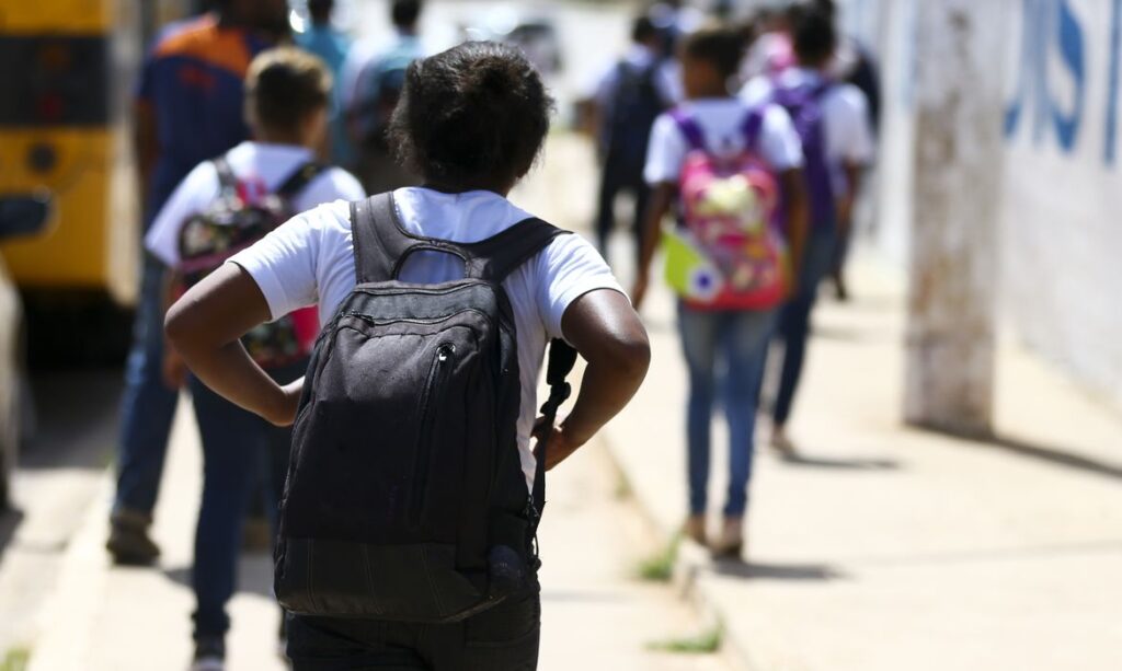 Escolas da rede estadual de SP abrem matrículas para 2024