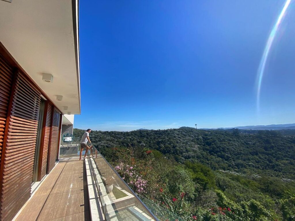 Morador de Alphaville, Geraldo Luís é contratado pela RedeTV!