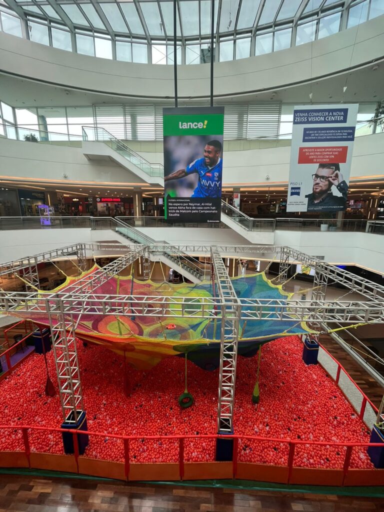 Adrenalina: atração Labirinto Mágico já está disponível no Shopping Granja Vianna, em Cotia