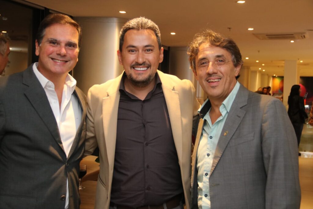 Autoridades prestigiam lançamento de Escola SinHoRes e SinHoRes Seguros em Osasco