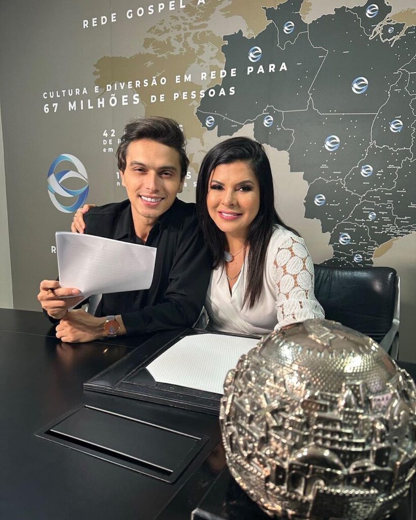 Moradora de Alphaville, Mara Maravilha está de casa nova