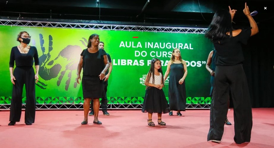 Inclusão em Osasco: curso de libras tem inscrições gratuitas