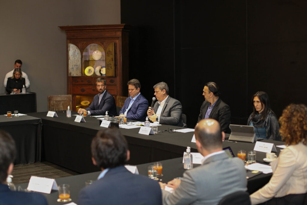 Estado de SP: governador diz que desestatização da Sabesp vai universalizar saneamento até 2029