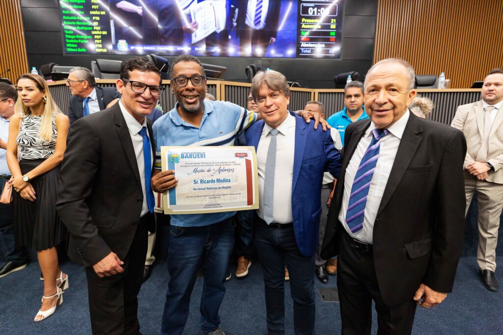 Câmara de Barueri faz homenagem à Asemorig e jornalistas