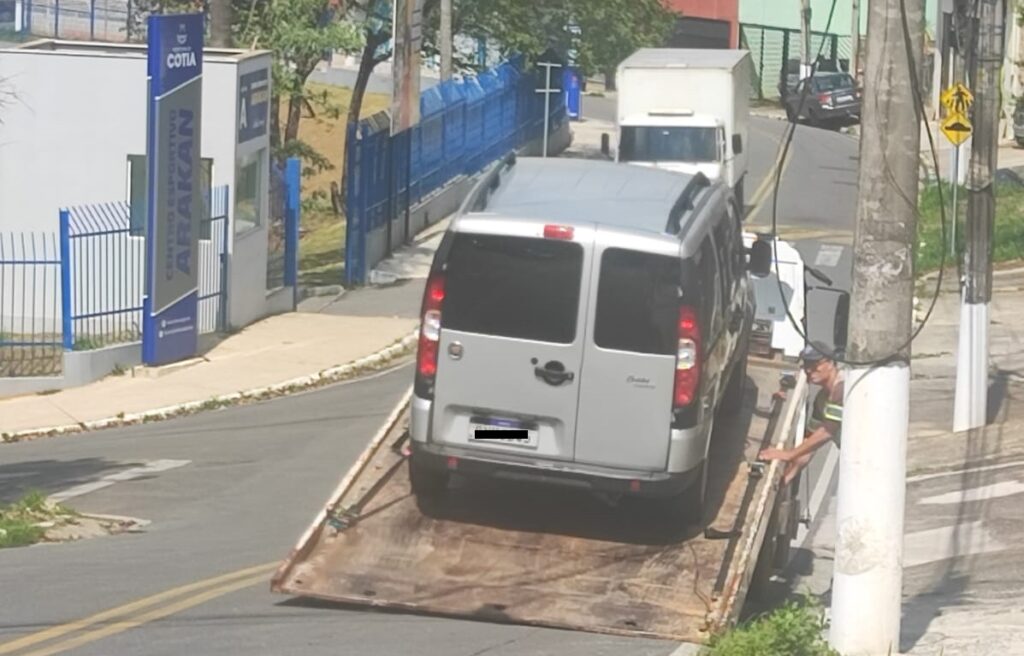 Cotia amplia fiscalização a transporte escolar irregular