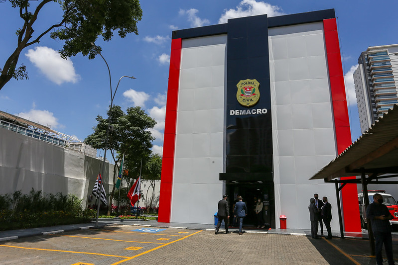 Barueri: gerente é preso por vender alimentos vencidos em mercado