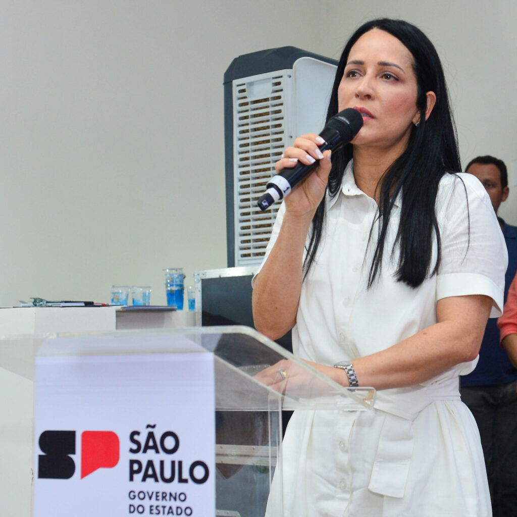 Governador Tarcísio de Freitas entrega Escola de Qualificação em Osasco