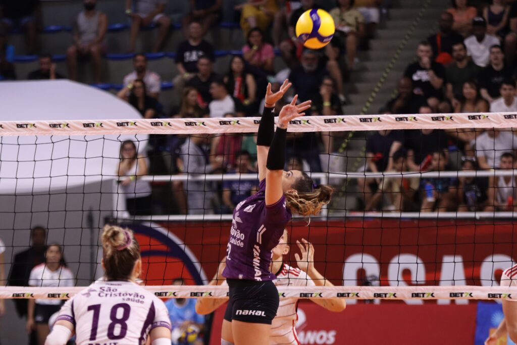 Osasco é derrotado pelo Sesc Flamengo por 3 sets a 1