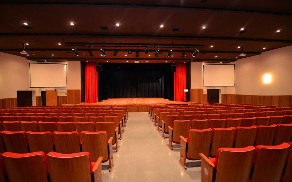 Osasco: Ítalo Sena, rei das pegadinhas, hoje (18) no Aspro