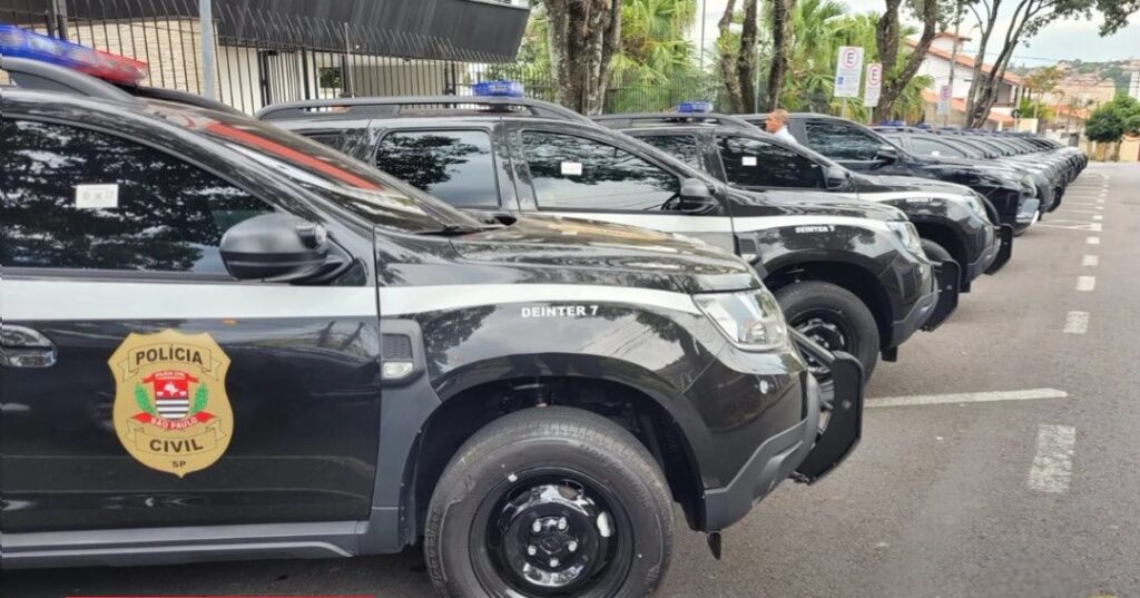 Santana de Parnaíba: Polícia recupera tubos roubados de obra da Sabesp