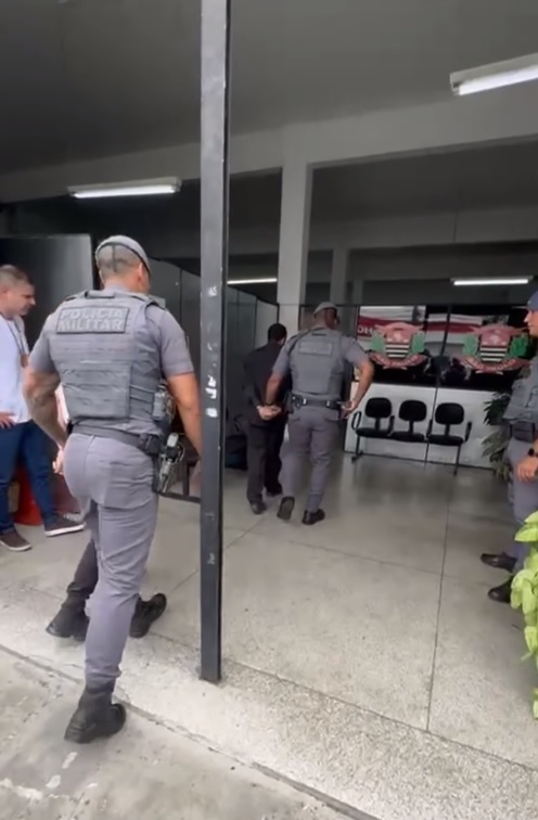 Osasco: dupla é presa com carga de cigarros avaliada em R$ 88 mil