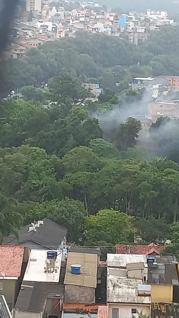 URGENTE! Aeronave cai em Barueri e deixa 7 vítimas