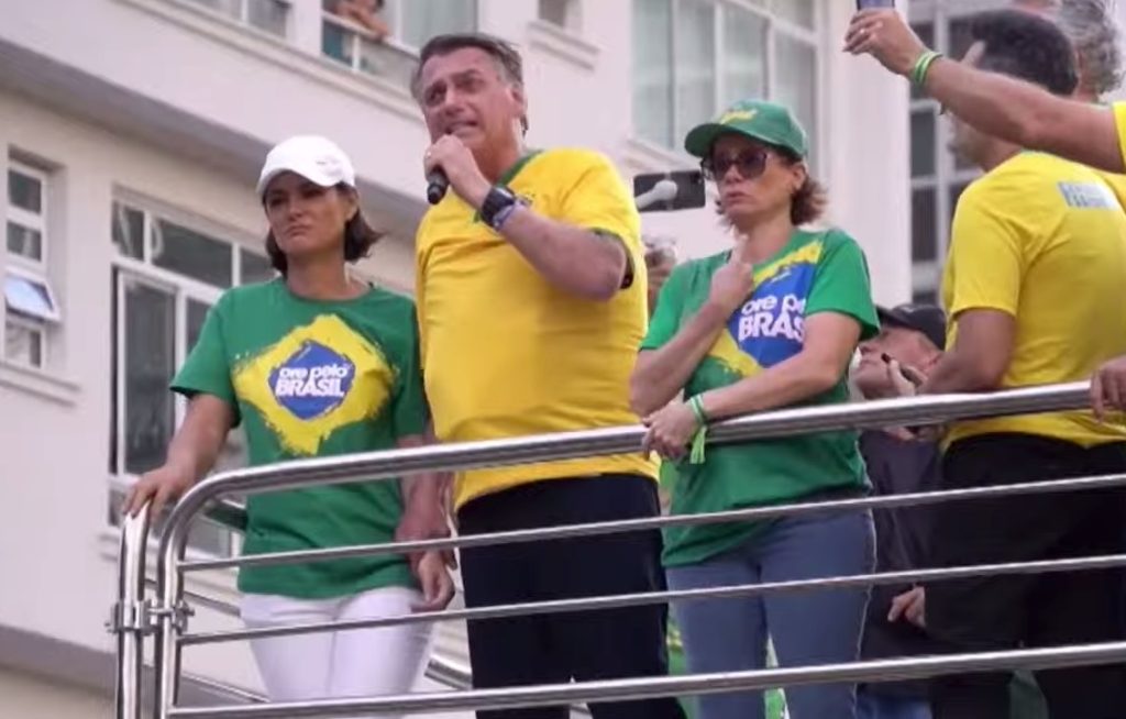 Em manifestação, ex-presidente Bolsonaro defende pacificação