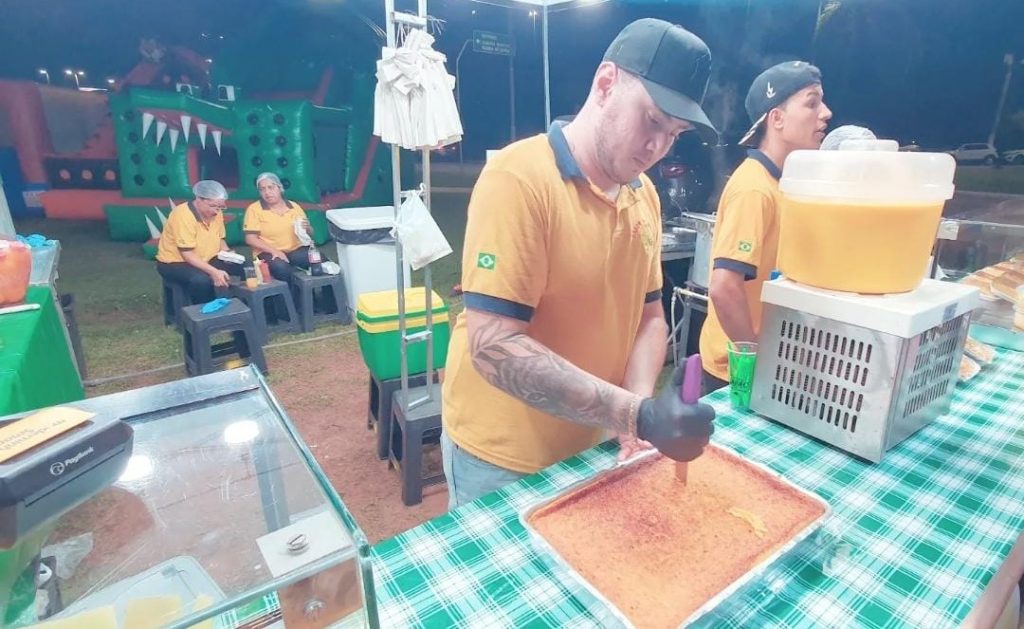 Especial Barueri: cocada de jaca, a doce estrela da feira noturna