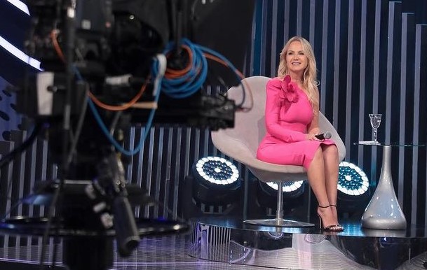 Apresentadora Eliana, moradora de Alphaville, deixa o SBT