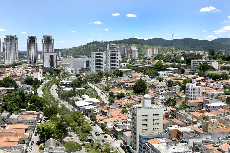 Corpus Christi: sol e frio marcam tempo em Osasco e região
