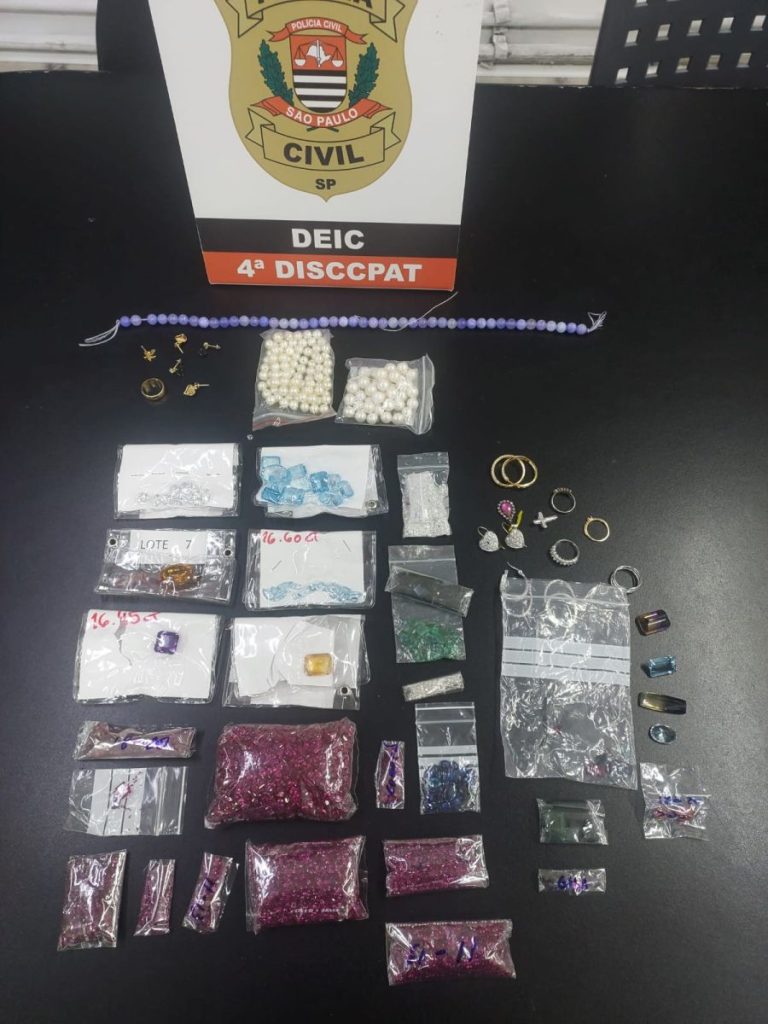 Polícia investiga comerciantes suspeitos de adquirir joias roubadas