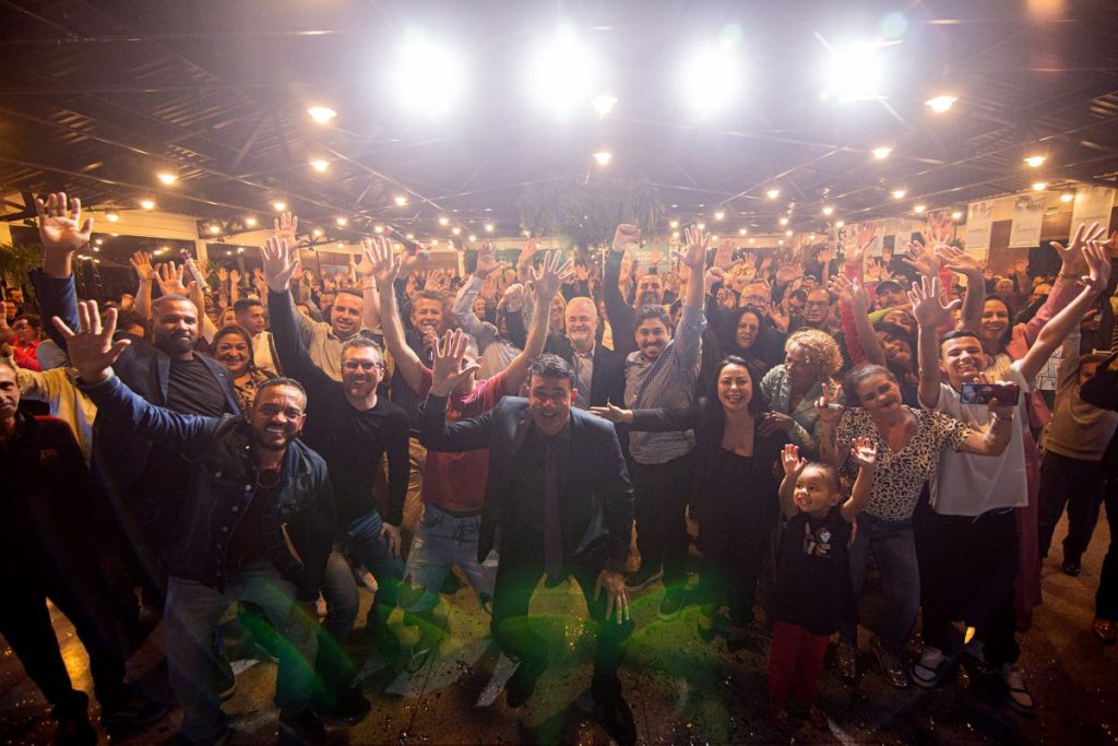 Reeleição: Rodrigo Andrade oficializa pré-candidatura em Araçariguama