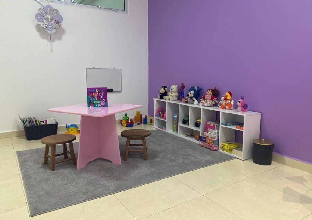 Mulheres x Agosto Lilás: O treinamento policial no combate à violência doméstica e familiar