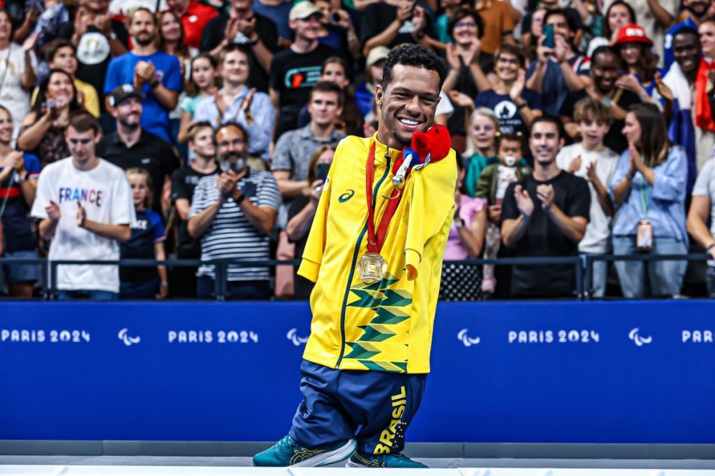 Paraolimpíadas: Gabrielzinho conquista 1º de ouro do Brasil